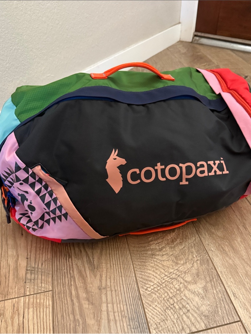 Cotopaxi 46L Uyuni Del Dia Black Green Backpack Crossbody Duffel